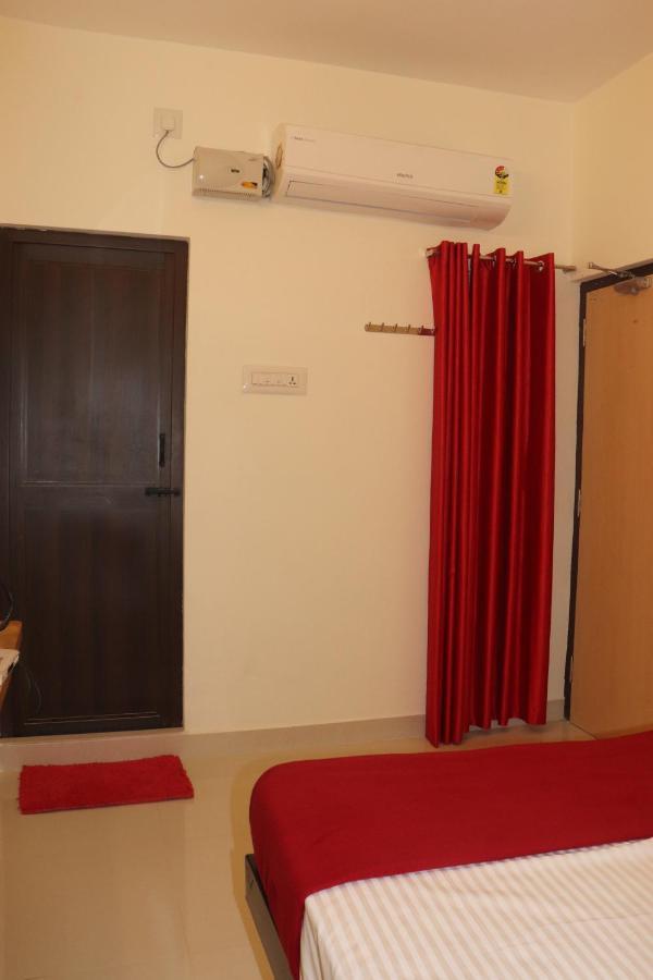 Grand Suites Srirangam Tiruchirappalli Ngoại thất bức ảnh